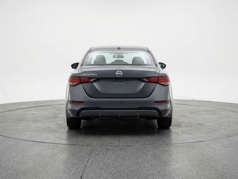 Used 2025 Nissan Sentra SV image 7
