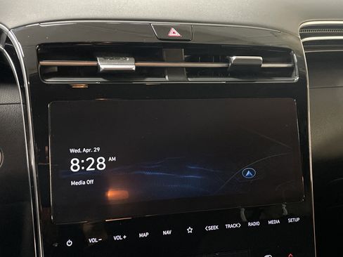 Used 2024 Hyundai Tucson Blue AWD/4WD image 18