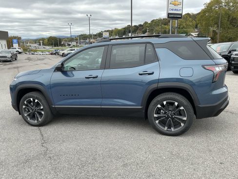 New 2026 Chevrolet Equinox RS w/ LPO, Floor Liner Package image 7