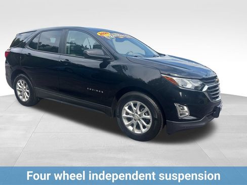 Used 2020 Chevrolet Equinox LS w/ LS Convenience Package FWD image 10