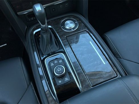 Used 2024 Nissan Armada Platinum w/ Captain's Chairs Package image 24