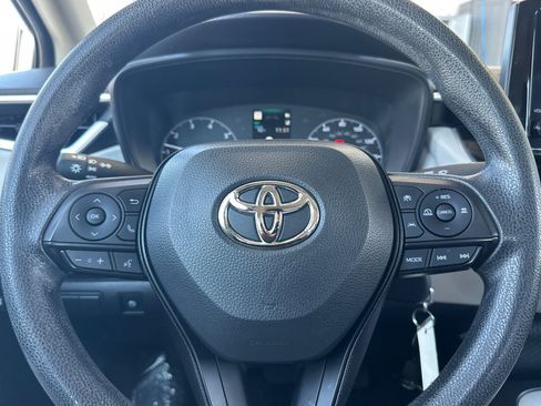 Used 2023 Toyota Corolla LE FWD image 21