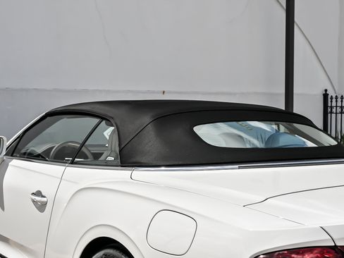 New 2026 Bentley Continental GTC AWD/4WD image 18