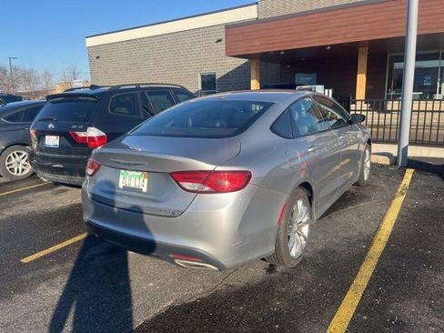 Used 2016 Chrysler 200 S w/ Comfort Group image 5