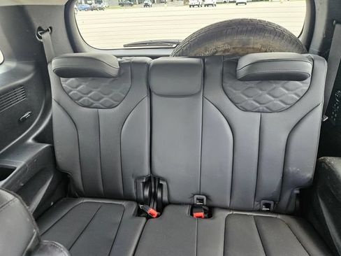 Used 2022 Hyundai Palisade Limited FWD image 26