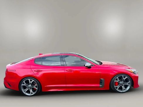 Used 2018 Kia Stinger GT2 AWD/4WD image 5