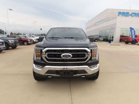 Used 2021 Ford F150 XLT w/ Equipment Group 302A High AWD/4WD image 5