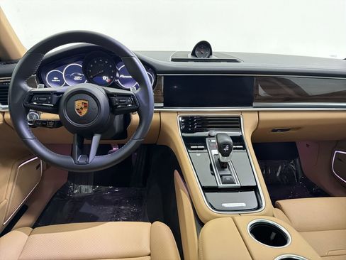Certified 2023 Porsche Panamera image 28