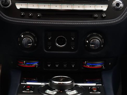 Certified 2020 Rolls-Royce Ghost RWD image 33