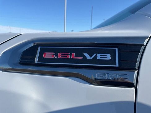 Used 2020 GMC Sierra 2500 AT4 w/ AT4 Premium Package image 10