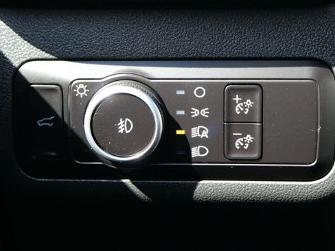 Used 2025 Ford Escape Platinum image 20