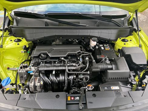 Used 2025 Hyundai Kona SEL image 28