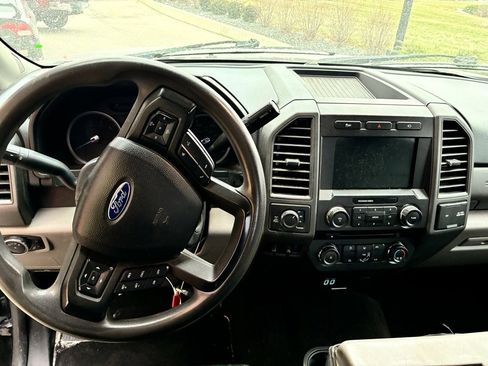 Used 2017 Ford F250 XL w/ STX Appearance Package image 10