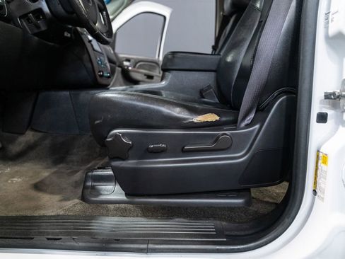Used 2013 Chevrolet Tahoe LT AWD/4WD image 19