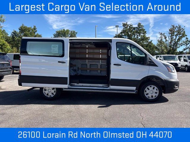 Used 2025 Ford Transit 250 Low Roof w/ Exterior Upgrade Package RWD image 10