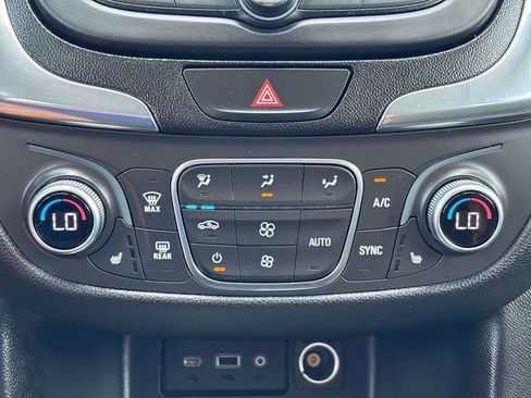 Used 2019 Chevrolet Equinox LT AWD/4WD image 25