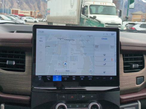 Used 2024 Ford Expedition Max Limited image 27