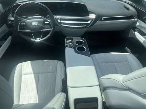 Used 2024 Cadillac Lyriq Sport RWD image 23