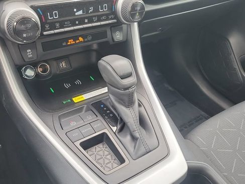 Certified 2025 Toyota RAV4 XLE w/ Convenience Package FWD image 20