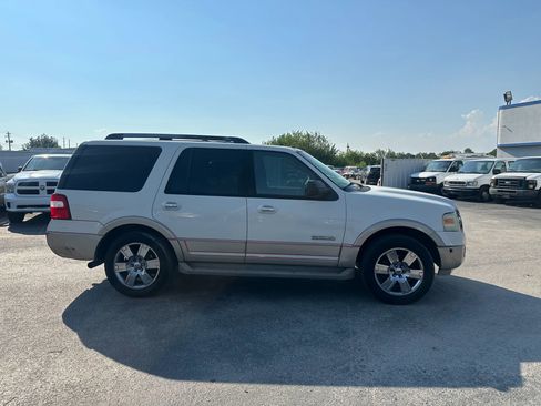 Used 2008 Ford Expedition Eddie Bauer image 4
