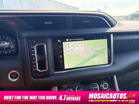 Used 2024 GMC Yukon XL Denali AWD/4WD image 33