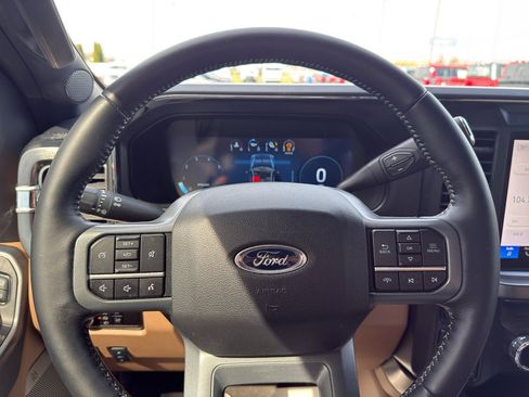 Used 2024 Ford F350 Lariat w/ Chrome Package image 16