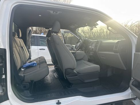 Used 2022 Ford F350 XL w/ Power Equipment Group image 20