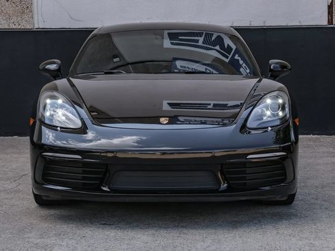 Used 2019 Porsche 718 Cayman S RWD image 4