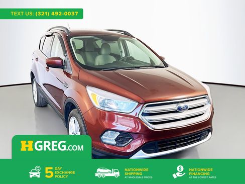 Used 2018 Ford Escape SE FWD image 1