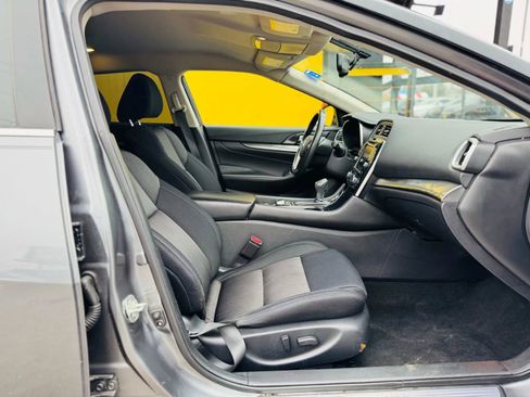 Used 2019 Nissan Maxima 3.5 S w/ Floor Mat Group FWD image 15