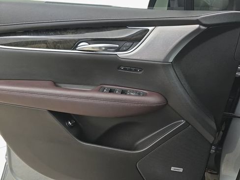 Used 2023 Cadillac XT6 Premium Luxury w/ LPO, Floor Liner Package FWD image 23
