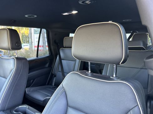 Used 2023 Chevrolet Tahoe Premier image 14