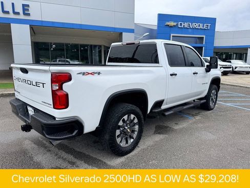 Used 2021 Chevrolet Silverado 2500 Custom w/ Custom Value Package AWD/4WD image 23