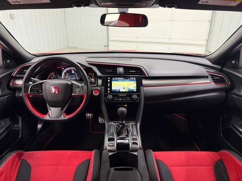Used 2018 Honda Civic Type R image 13