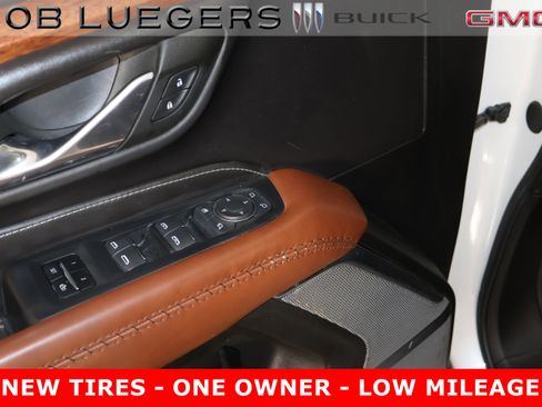 Certified 2023 GMC Yukon XL Denali Ultimate image 9