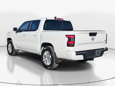 Used 2024 Nissan Frontier SV w/ SV Convenience Package image 6