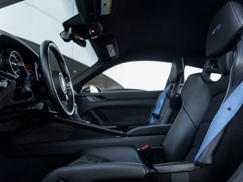 Used 2024 Porsche 911 GT3 image 24