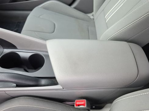 Used 2023 Hyundai Elantra SEL FWD image 26