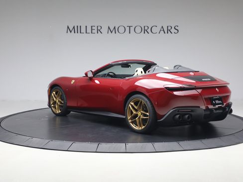 Certified 2025 Ferrari Roma Spider RWD image 6