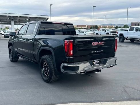 Used 2022 GMC Sierra 1500 SLT w/ SLT Convenience Package AWD/4WD image 4