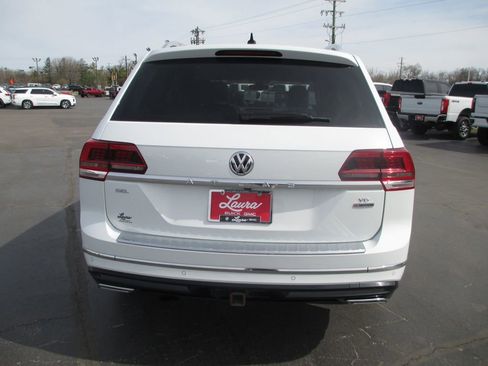 Used 2019 Volkswagen Atlas SEL R-Line image 6