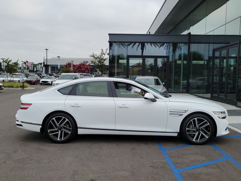 Certified 2026 Genesis G80 2.5T Advanced AWD/4WD image 5