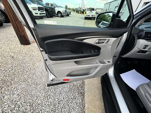 Used 2019 Honda Pilot EX-L image 14
