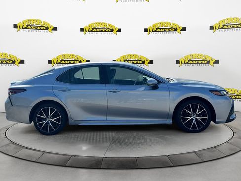 Used 2024 Toyota Camry SE FWD image 6