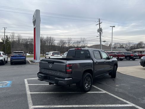 New 2026 Nissan Frontier SV image 3