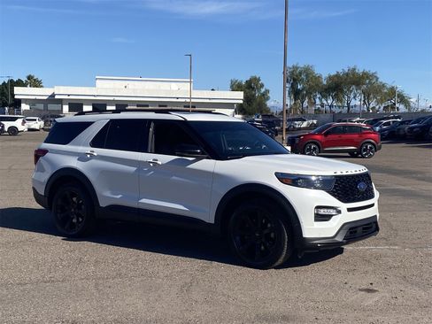 Used 2021 Ford Explorer ST w/ Equipment Group 401A image 8