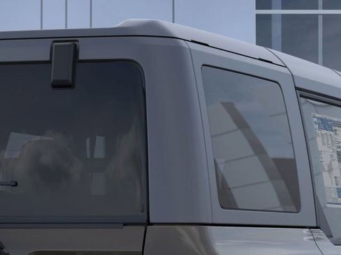 New 2025 Ford Bronco Outer Banks image 28