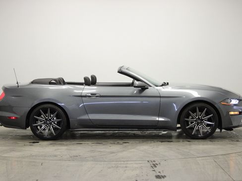 Used 2022 Ford Mustang Convertible w/ Equipment Group 101A image 17
