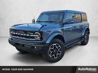 New 2025 Ford Bronco Outer Banks video 1