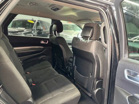 Used 2019 Dodge Durango SXT AWD/4WD image 18